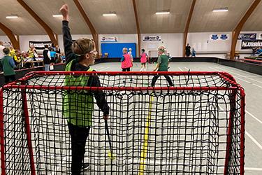 SFO’er fyrede op for floorball-fest